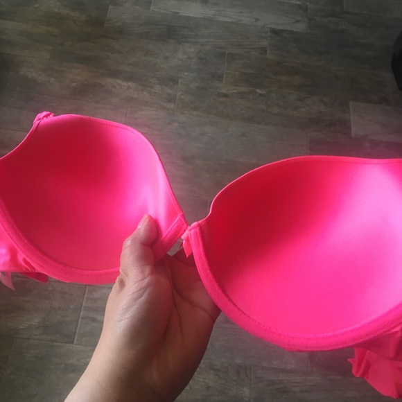 NWOT Victoria’s Secret Pink & Grey Push Up Bra Set - Picture 2 of 7